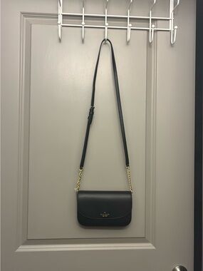 Kate Spade Black Leather Crossbody Bag with Gold Chain